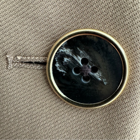 New! Women’s Chico’s Animal Faux Fur Collar Swing Jacket In Toast Tan NWT - Picture 7 of 9